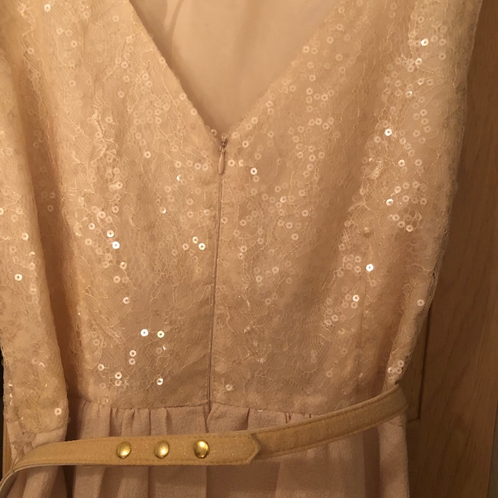 Dress - Picture 6 of 6